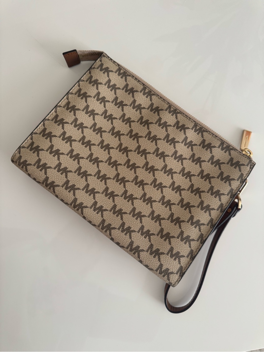 Michael Kors Brown Monogram Floral Appliqué Wristlet - Picture 3 of 8